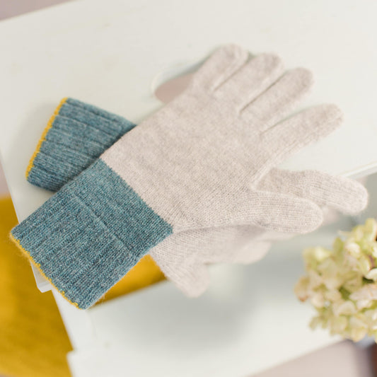 Pearl grey gloves